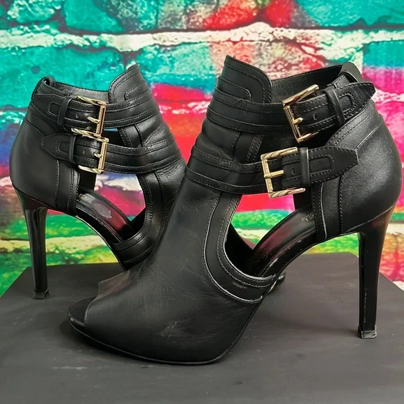 MICHAEL MICHAEL KORS
Blaze Peep-Toe Dress Booties - Picture 2 of 13